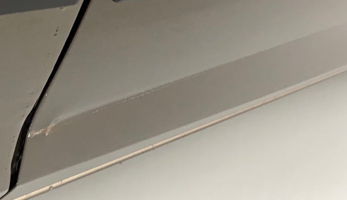 2011 Maruti Ritz VXI, Petrol, Manual, 93,938 km, Driver-side door - Slightly dented