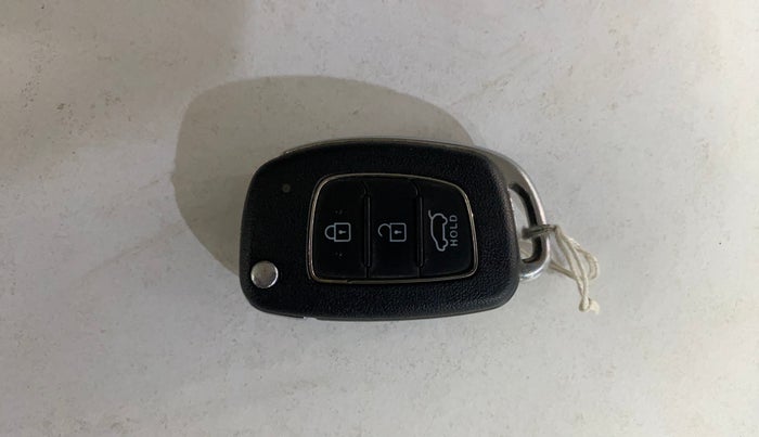 2021 Hyundai VENUE SX 1.0 TURBO, Petrol, Manual, 9,738 km, Key Close Up