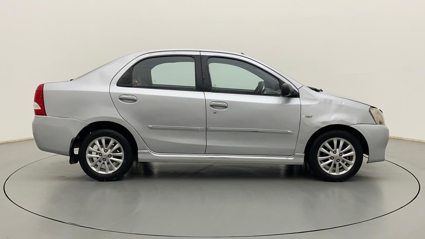 2011 Toyota Etios VX, Petrol, Manual, 1,00,205 km, Right Side View