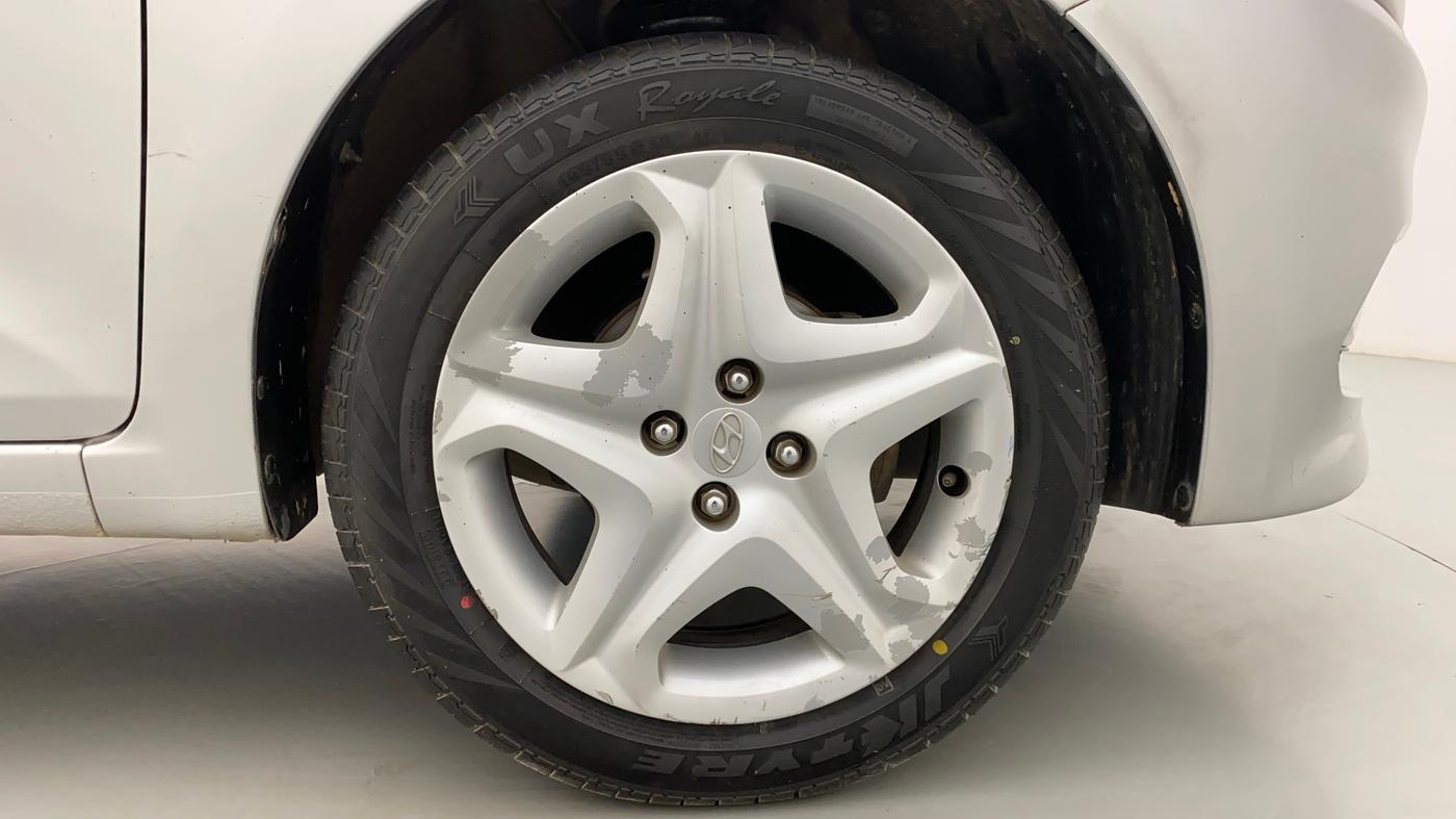 2017 Hyundai Elite i20 ASTA 1.2, Petrol, Manual, 97,021 km, Right Front Wheel