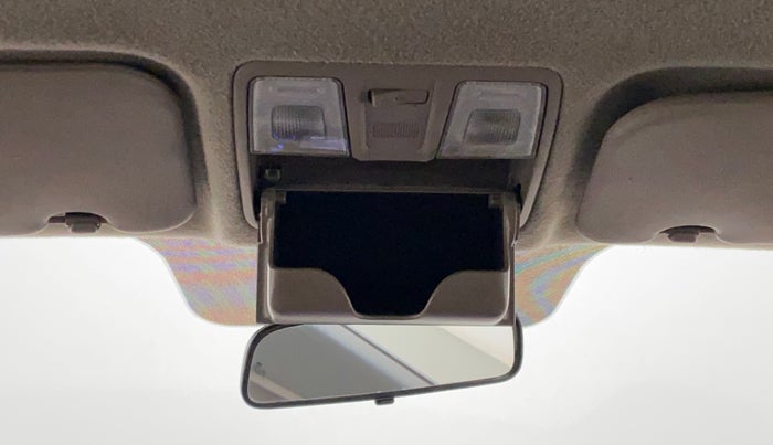 2017 Hyundai Elite i20 ASTA 1.2, Petrol, Manual, 97,021 km, Ceiling - Sun Glass Holder not working