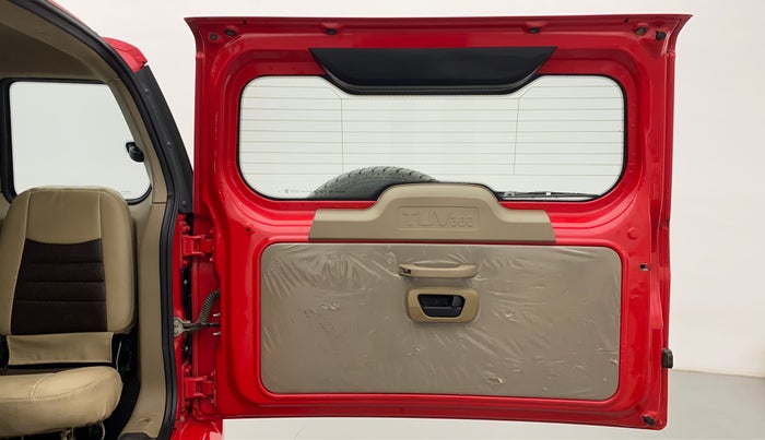 2019 Mahindra TUV300 T6+, Diesel, Manual, 71,610 km, Boot Door Open