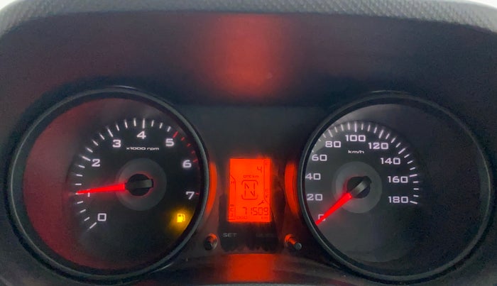 2019 Mahindra TUV300 T6+, Diesel, Manual, 71,610 km, Odometer Image