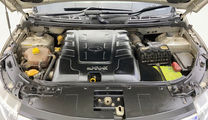 2020 Mahindra XUV500 W9 AT, Diesel, Automatic, 74,659 km, Engine View