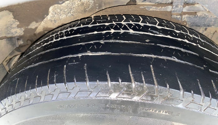 2020 Mahindra XUV500 W9 AT, Diesel, Automatic, 74,659 km, Left Rear Tyre Tread