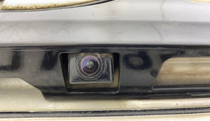 2020 Mahindra XUV500 W9 AT, Diesel, Automatic, 74,659 km, Parking Camera