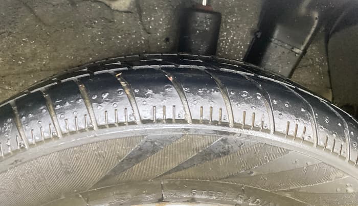 2014 Hyundai Grand i10 ASTA AT 1.2 KAPPA VTVT, Petrol, Automatic, 56,381 km, Left Rear Tyre Tread