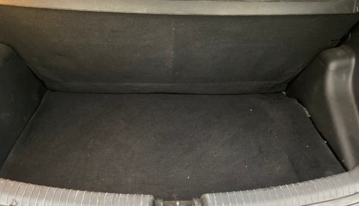 2014 Hyundai Grand i10 ASTA AT 1.2 KAPPA VTVT, Petrol, Automatic, 56,381 km, Boot Inside