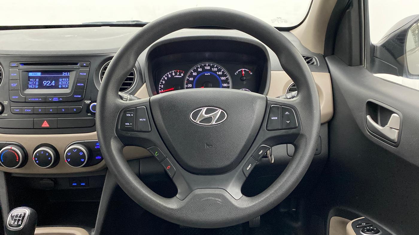 2015 Hyundai Grand i10 SPORTZ 1.2 KAPPA VTVT, Petrol, Manual, 41,241 km, Steering Wheel Close Up