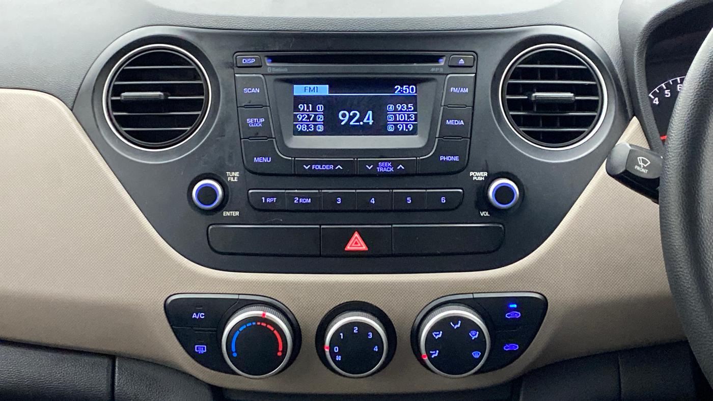 2015 Hyundai Grand i10 SPORTZ 1.2 KAPPA VTVT, Petrol, Manual, 41,241 km, Air Conditioner