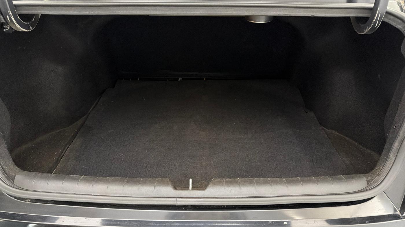 2023 Hyundai Verna SX (O) 1.5 TURBO PETROL MT, Petrol, Manual, 1,18,330 km, Boot Inside