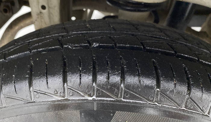 2021 Maruti Alto LXI, Petrol, Manual, 29,467 km, Right Rear Tyre Tread