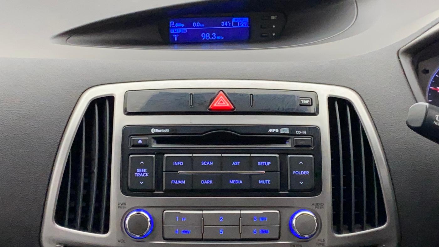 2012 Hyundai i20 SPORTZ 1.4 CRDI, Diesel, Manual, 94,940 km, Infotainment System