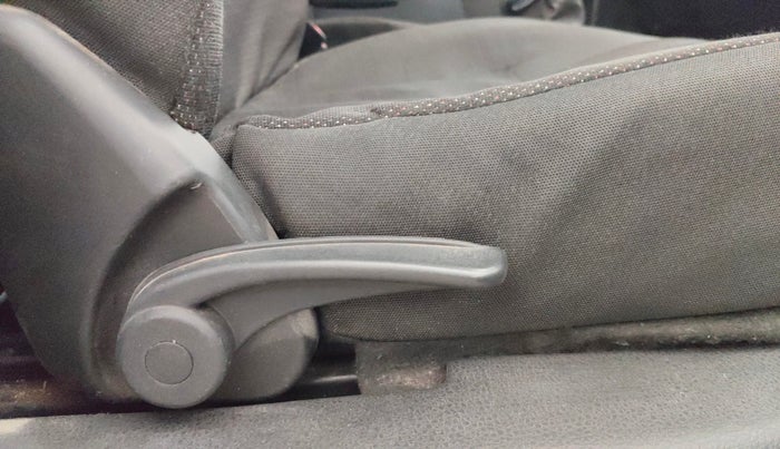 2014 Tata Nano EMAX XM CNG, CNG, Manual, 40,078 km, Driver Side Adjustment Panel