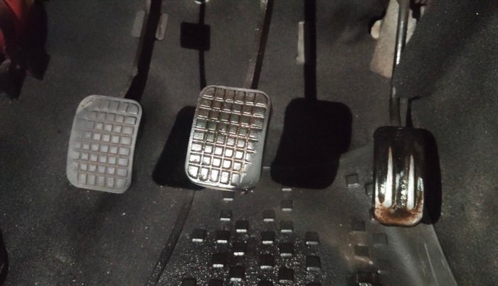 2014 Tata Nano EMAX XM CNG, CNG, Manual, 40,078 km, Pedals