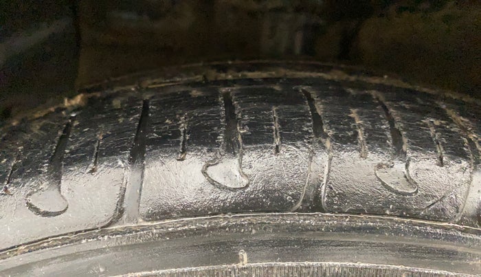 2018 Hyundai Grand i10 SPORTZ AT 1.2 KAPPA VTVT, Petrol, Automatic, 38,180 km, Left Front Tyre Tread