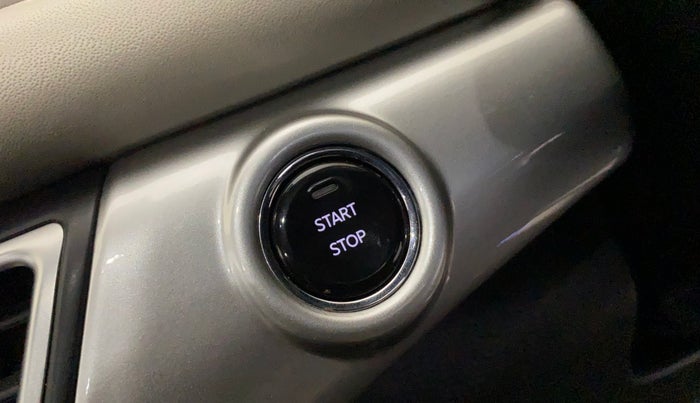 2023 Mahindra XUV700 AX7 Petrol MT 7 STR, Petrol, Manual, 24,144 km, Keyless Start/ Stop Button