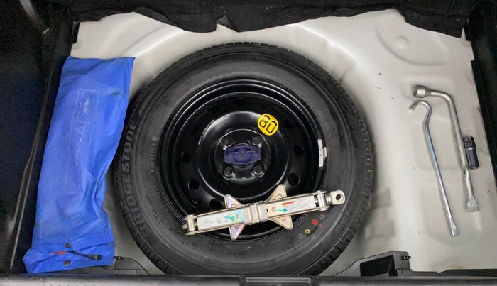 2018 Maruti Swift ZDI AMT, Diesel, Automatic, 79,101 km, Spare Tyre