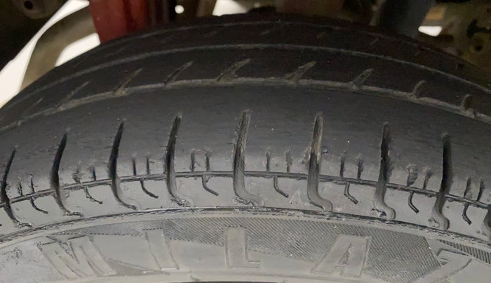 2014 Maruti Alto 800 LXI, Petrol, Manual, 51,833 km, Right Rear Tyre Tread