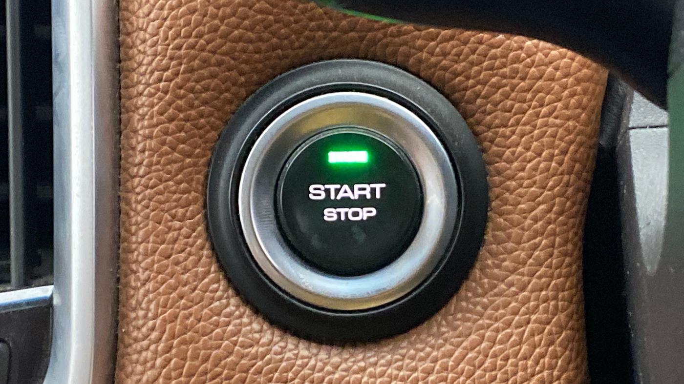 2022 MG HECTOR PLUS SHARP 1.5 PETROL TURBO CVT 6-STR, Petrol, Automatic, 61,701 km, Keyless Start/ Stop Button