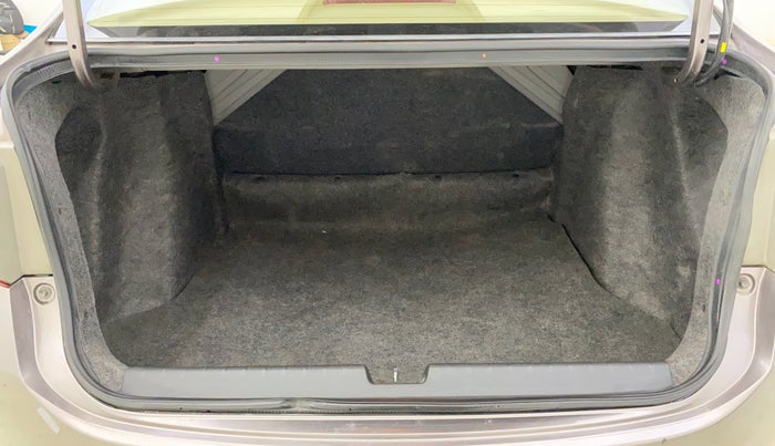 2015 Honda City 1.5L I-VTEC VX, Petrol, Manual, 70,687 km, Boot Inside