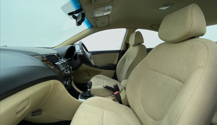 2013 Hyundai Verna FLUIDIC 1.6 EX VTVT, Petrol, Manual, 79,909 km, Right Side Front Door Cabin