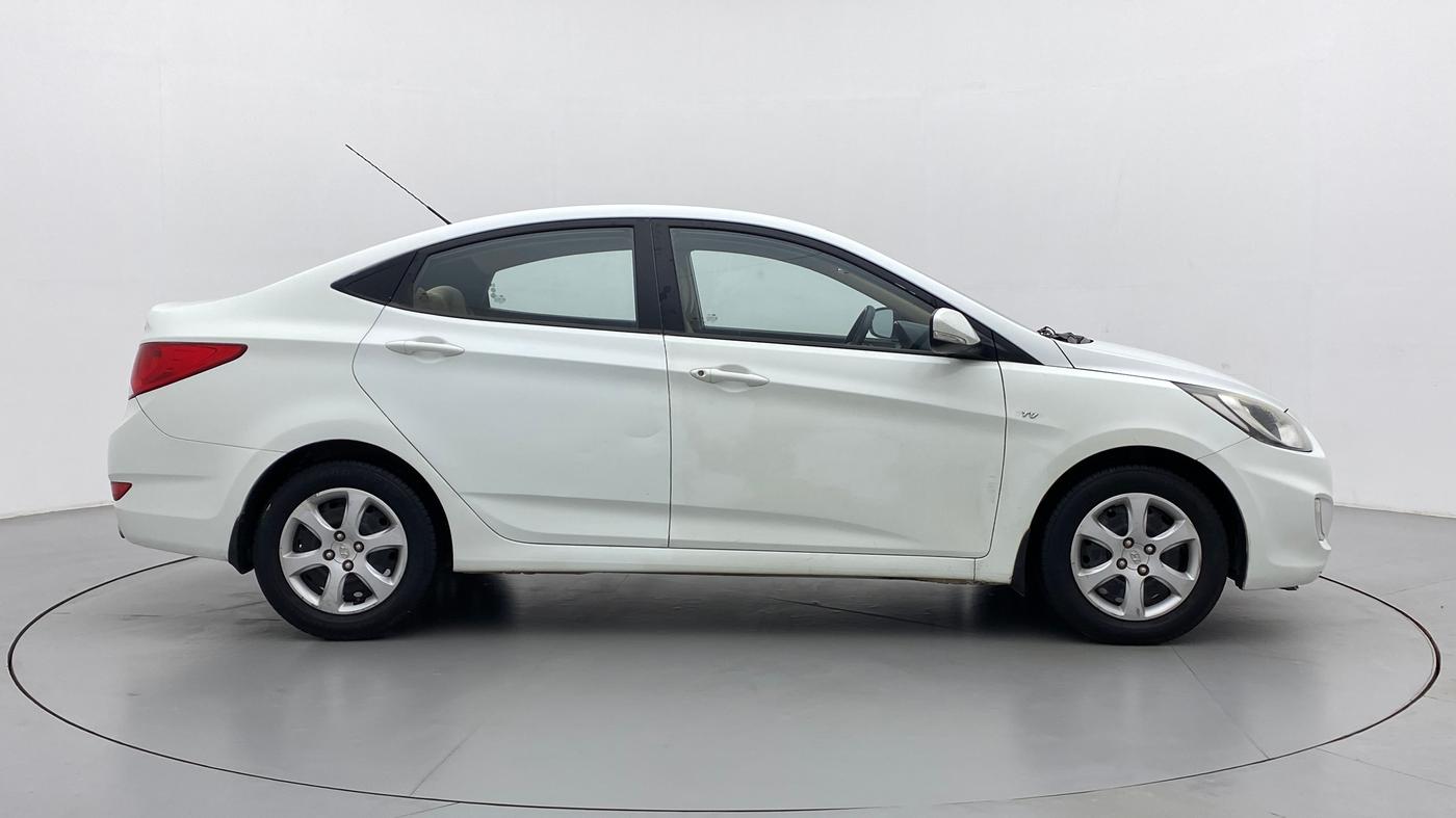 2013 Hyundai Verna FLUIDIC 1.6 EX VTVT, Petrol, Manual, 79,909 km, Right Side View