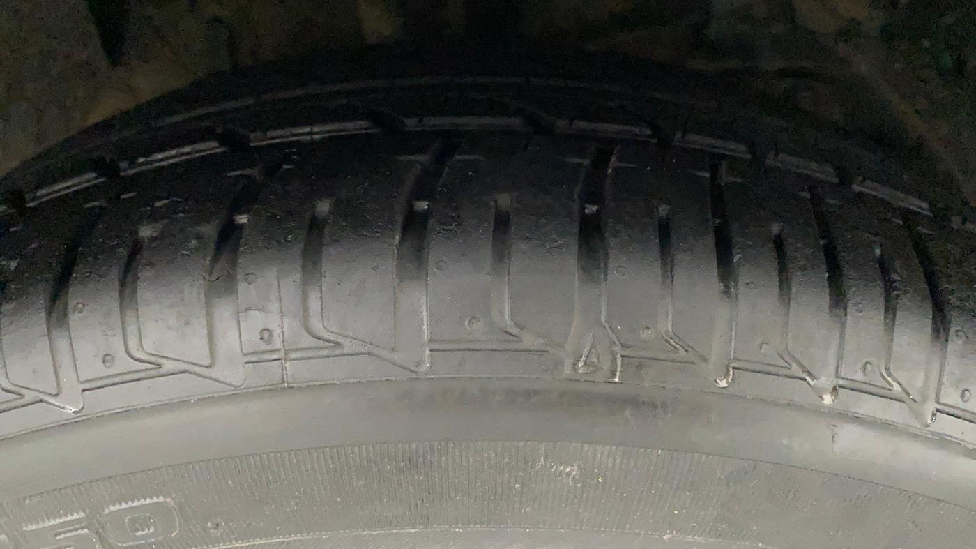 2017 Tata Zest XT PETROL, CNG, Manual, 66,656 km, Right Front Tyre Tread