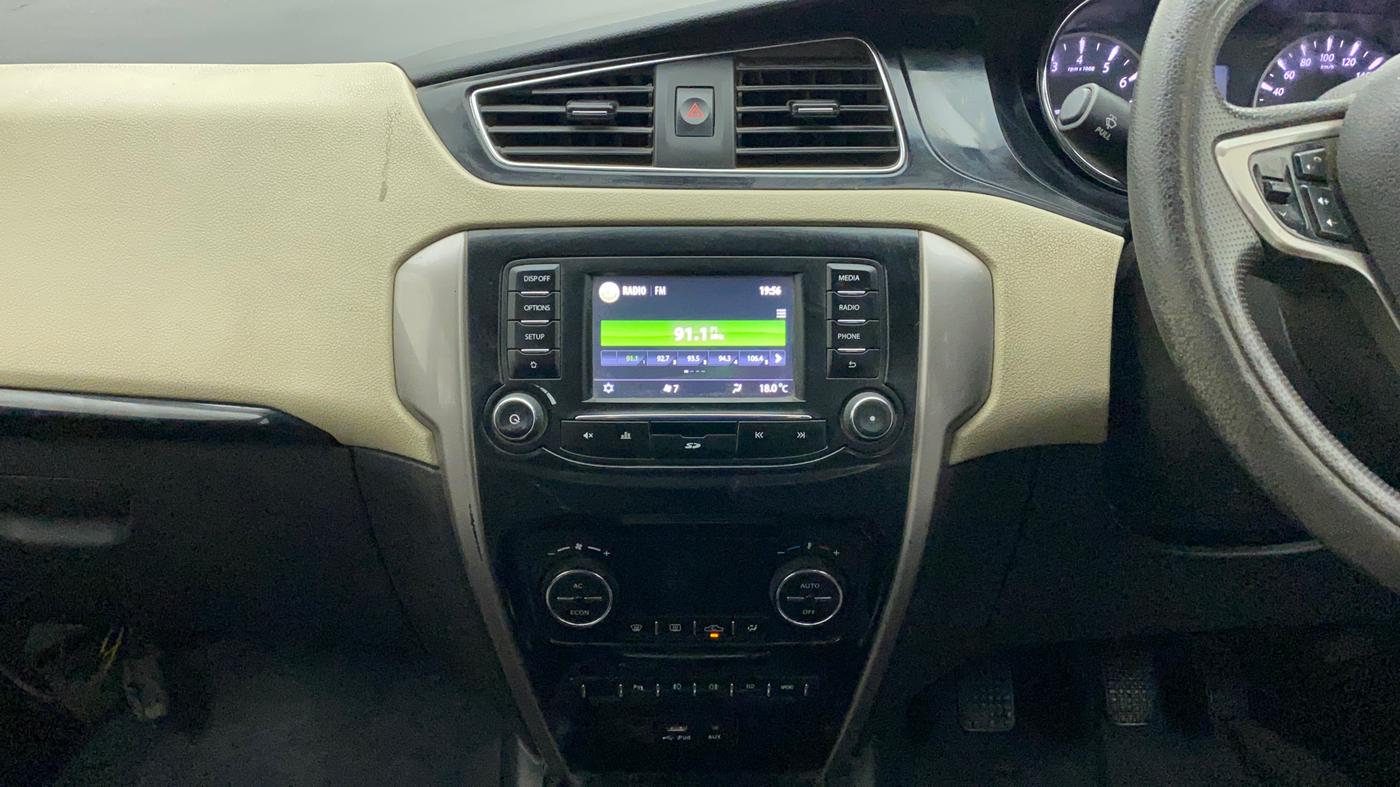2017 Tata Zest XT PETROL, CNG, Manual, 66,656 km, Air Conditioner
