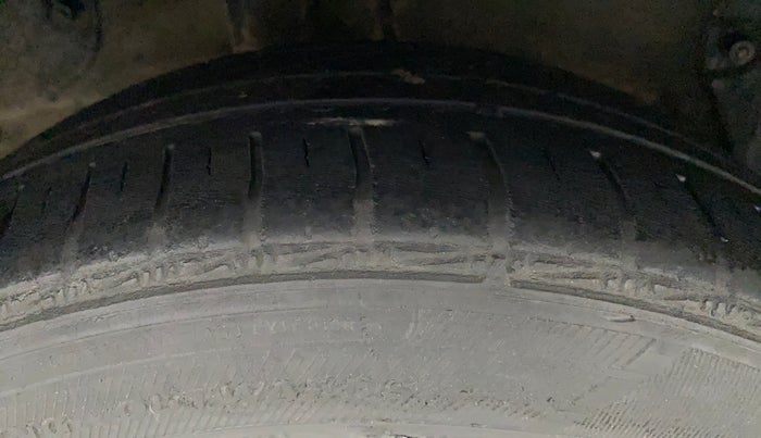 2017 Tata Zest XT PETROL, CNG, Manual, 66,656 km, Right Rear Tyre Tread