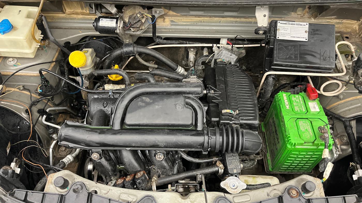 2016 Renault Kwid RXT 0.8, CNG, Manual, 1,000 km, Engine View