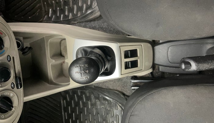 2015 Maruti Alto K10 VXI, Petrol, Manual, 55,642 km, Gear Lever