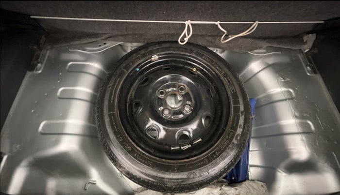 2015 Maruti Alto K10 VXI, Petrol, Manual, 55,642 km, Spare Tyre