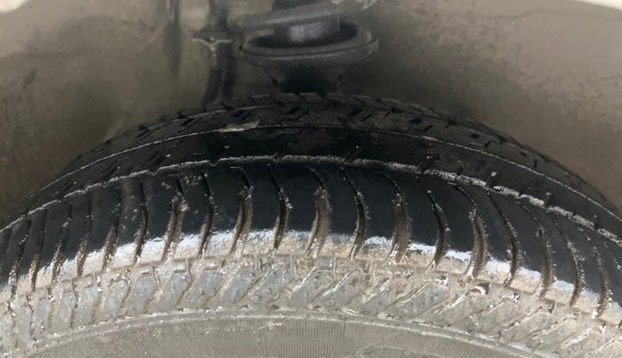 2015 Maruti Alto K10 VXI, Petrol, Manual, 55,642 km, Right Front Tyre Tread