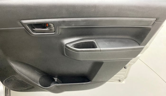 2020 Maruti S PRESSO VXI PLUS AGS, Petrol, Automatic, 30,832 km, Driver Side Door Panels Control