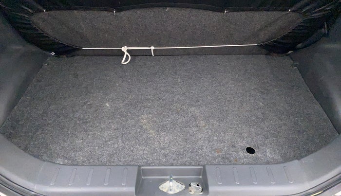 2016 Maruti Alto K10 VXI AMT P, Petrol, Automatic, 6,958 km, Boot Inside View