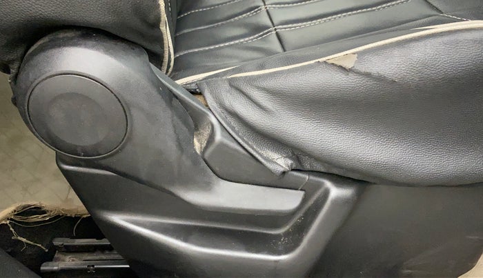 2019 Maruti New Wagon-R VXI 1.0, Petrol, Manual, 24,532 km, Driver Side Adjustment Panel