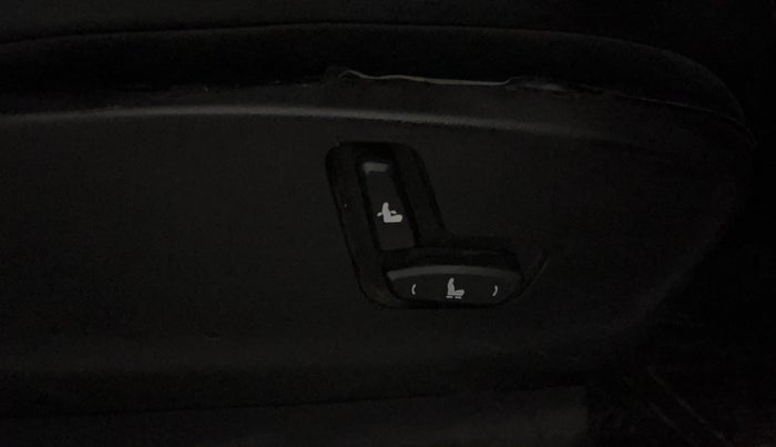 2020 MG HECTOR SHARP 1.5 DCT PETROL, Petrol, Automatic, 66,365 km, Driver Side Adjustment Panel