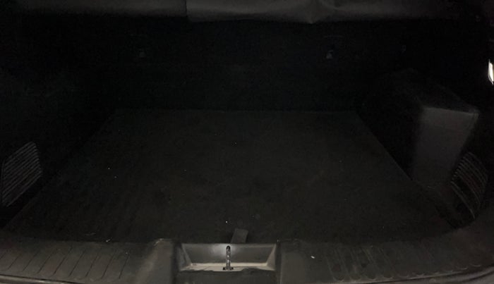 2020 MG HECTOR SHARP 1.5 DCT PETROL, Petrol, Automatic, 66,365 km, Boot Inside