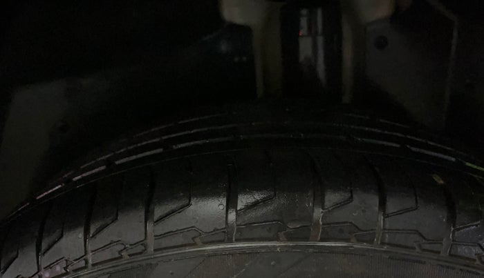 2020 MG HECTOR SHARP 1.5 DCT PETROL, Petrol, Automatic, 66,365 km, Left Rear Tyre Tread