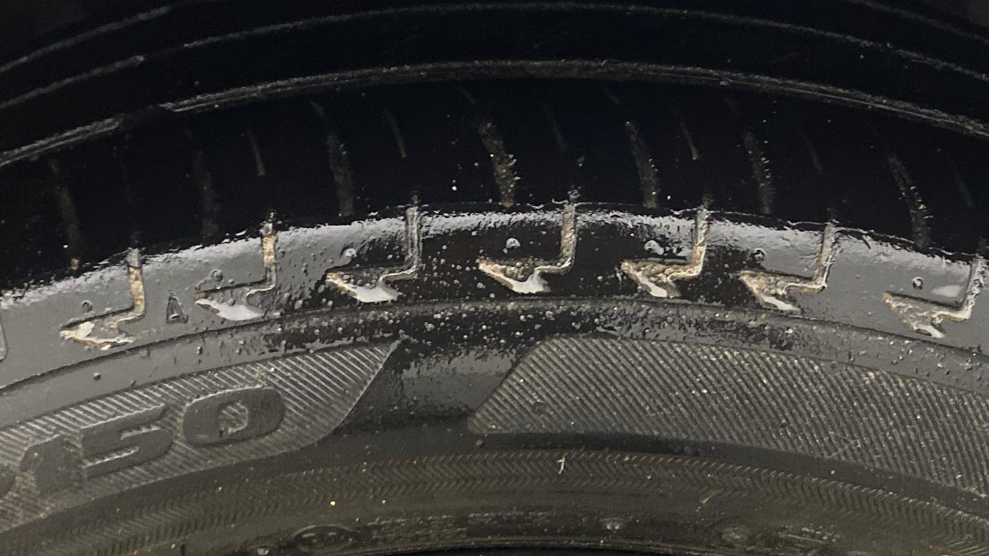2018 Maruti IGNIS ZETA 1.2 AMT, Petrol, Automatic, 40,988 km, Right Front Tyre Tread
