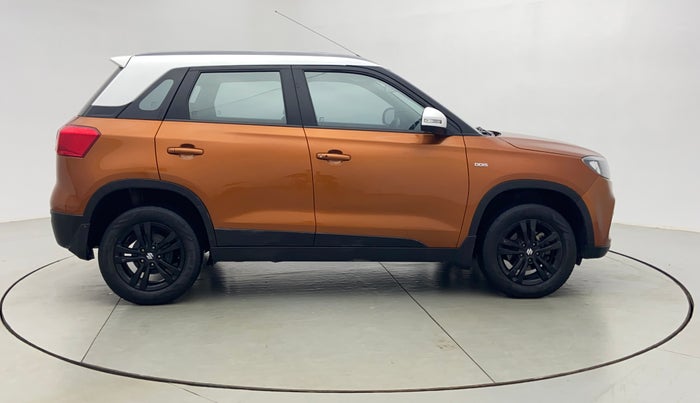2018 Maruti Vitara Brezza ZDI+ DUAL TONE AMT, Diesel, Automatic, 54,738 km, Right Side View