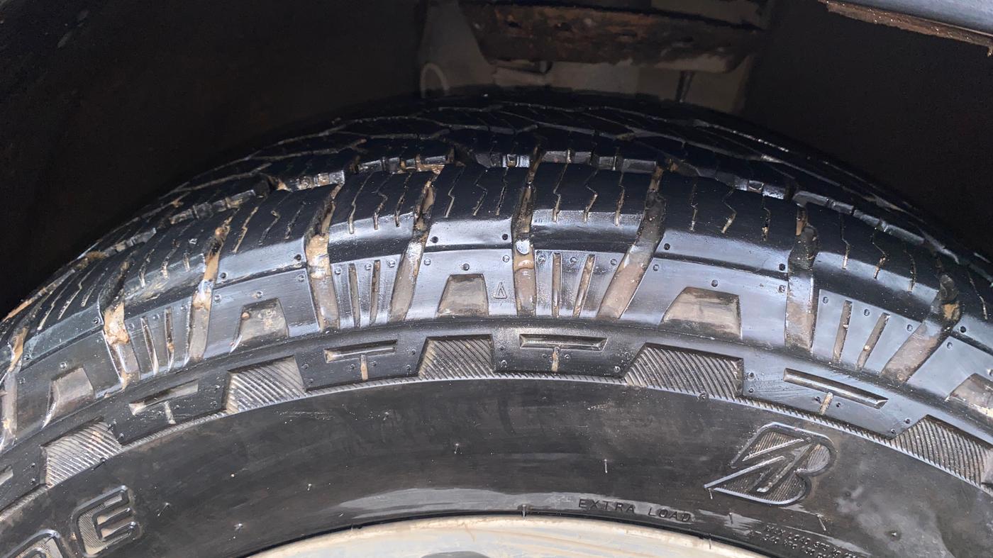 2021 Tata Safari XZA PLUS, Diesel, Automatic, 1,12,777 km, Right Front Tyre Tread