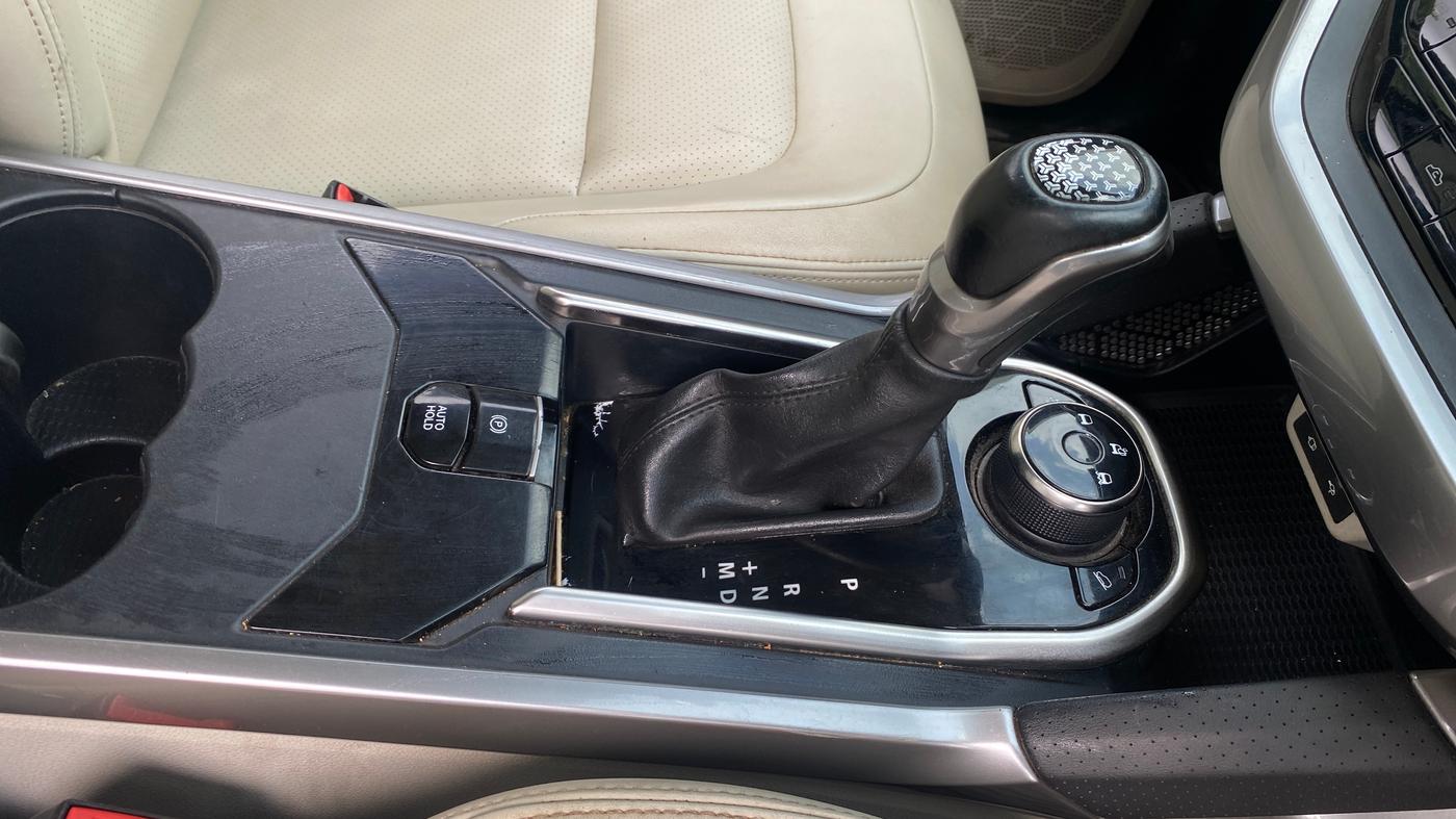 2021 Tata Safari XZA PLUS, Diesel, Automatic, 1,12,777 km, Gear Lever