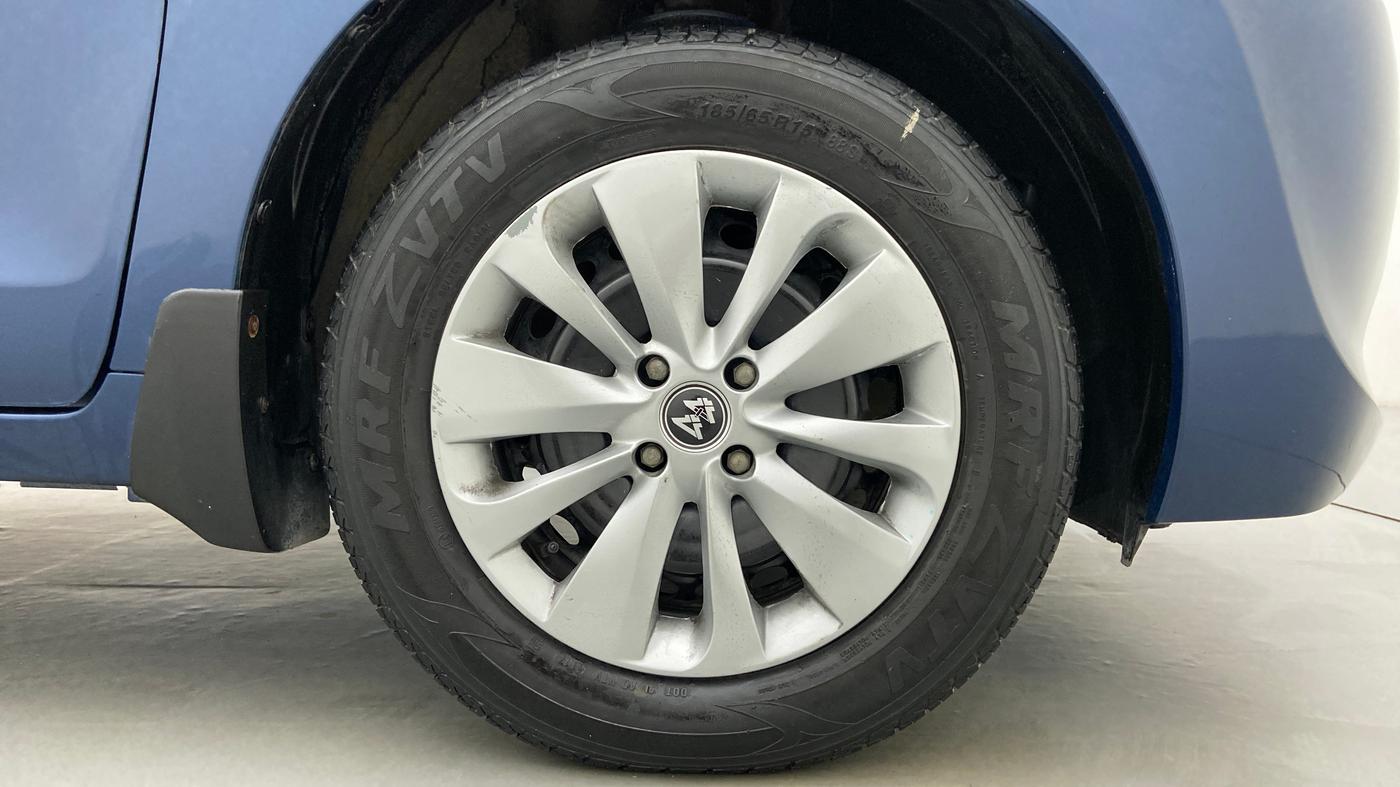 2017 Maruti Baleno DELTA 1.2 K12, Petrol, Manual, 27,767 km, Right Front Wheel