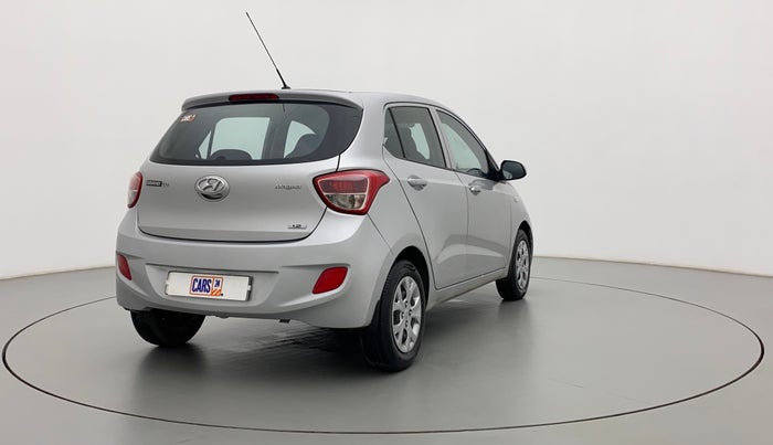 2016 Hyundai Grand i10 MAGNA 1.2 KAPPA VTVT, Petrol, Manual, 1,08,726 km, Right Back Diagonal