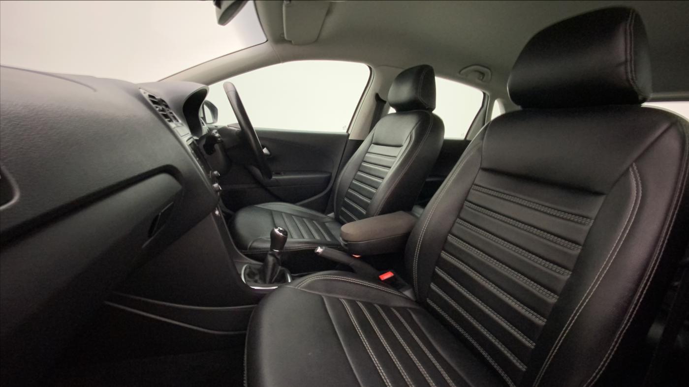 2021 Volkswagen Polo HIGHLINE PLUS 1.0L TSI, Petrol, Manual, 23,056 km, Right Side Front Door Cabin