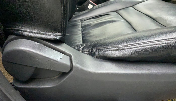 2021 Nissan MAGNITE XE, Petrol, Manual, 26,162 km, Driver Side Adjustment Panel