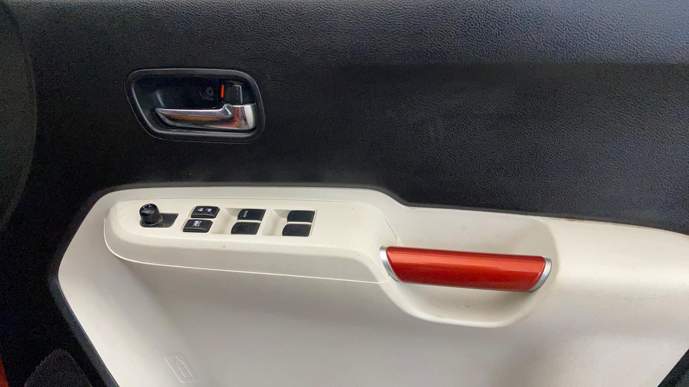 2017 Maruti IGNIS DELTA 1.2, Petrol, Manual, 71,878 km, Driver Side Door Panels Control