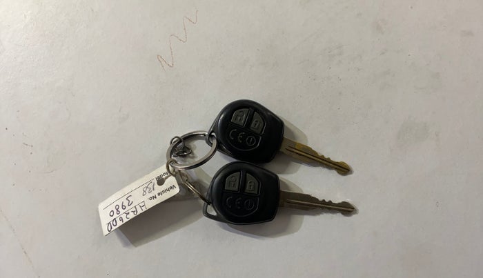 2017 Maruti IGNIS DELTA 1.2, Petrol, Manual, 71,862 km, Key Close Up